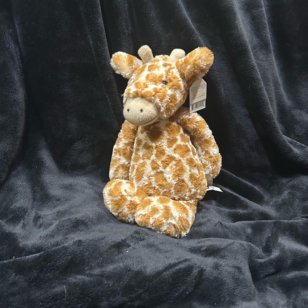 Brand New Plush Jellycat Bashful Giraffe Toy